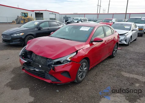 2023 Kia Forte Lxs z USA, uszkodzony, nr VIN 3KPF24AD2PE691966